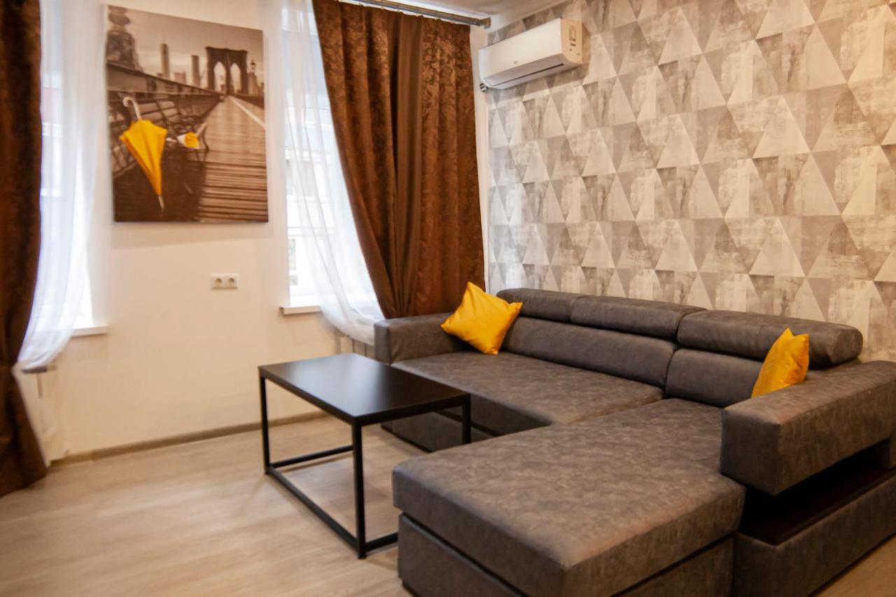 Ultra Lux 3 Rooms Apartment Near Arena City Kiev Luaran gambar