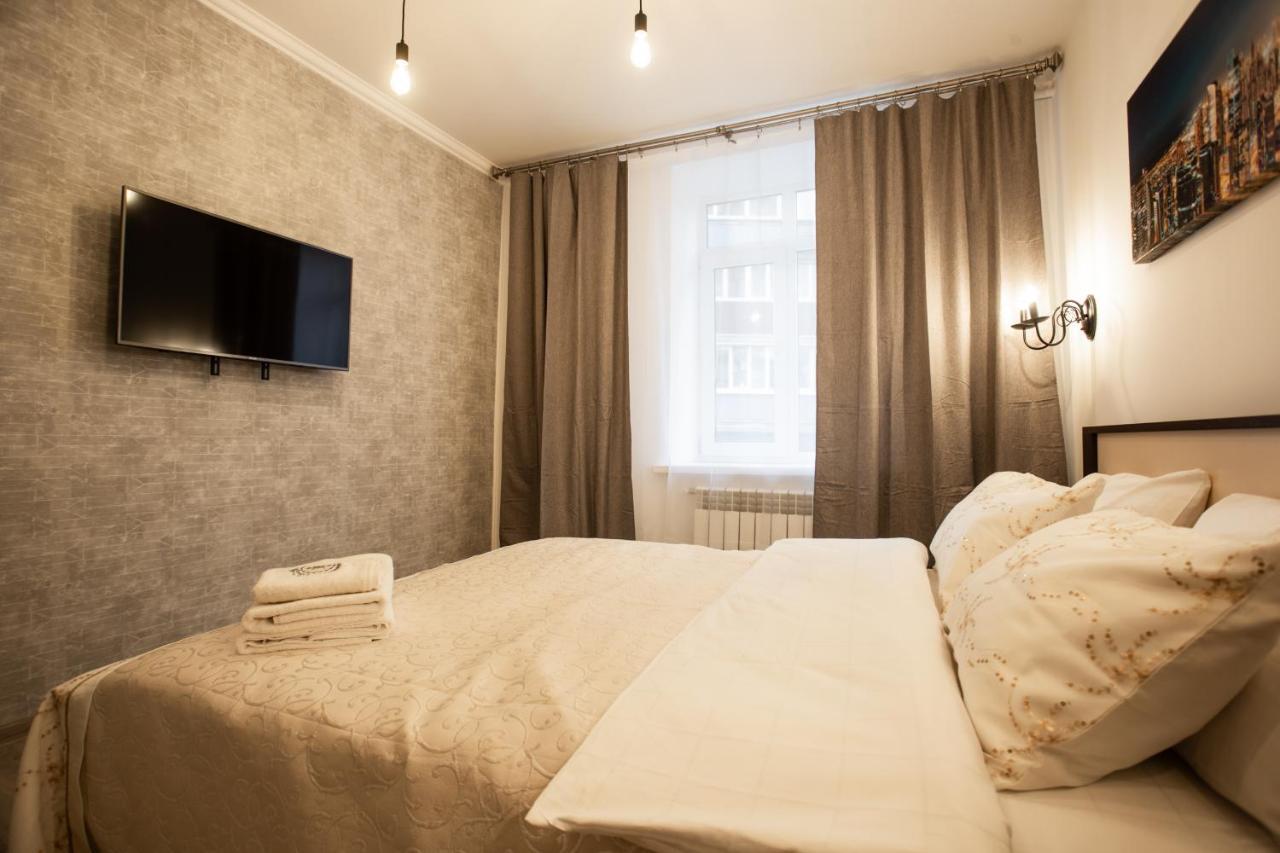 Ultra Lux 3 Rooms Apartment Near Arena City Kiev Luaran gambar